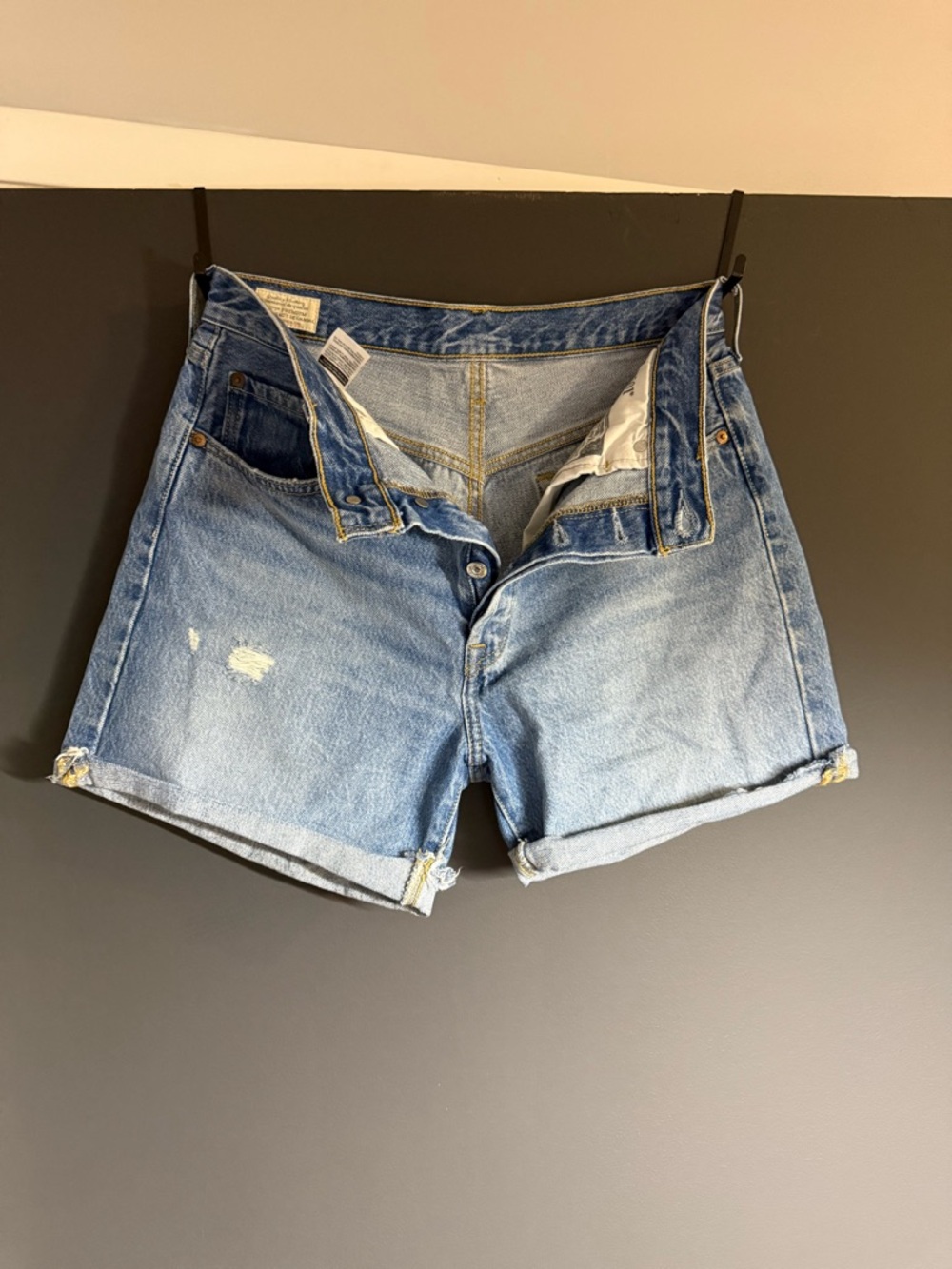 Levi's Women's Medium Blue Rolled-Hem Denim Shorts